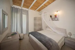 Efi Apartments - Image 2