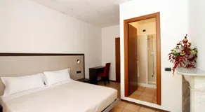 Albergo Maccagno - Image 2