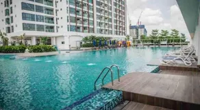 Amerin Suite I Seri Kembangan Balakong I City View I Balcony I Mall I Family - Image 3