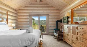 Penticton Lodge by AvantStay - Image 2