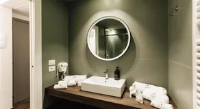 GT Deluxe Rooms - Image 5
