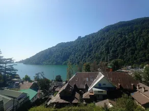 Goroomgo Flatties Mall Road Lake View Nainital - Image 4
