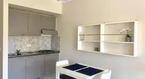 Spacieux appartement de trois pièces JOLLY équipé de tout le confort, avec jardin et terrasse. - Image 3