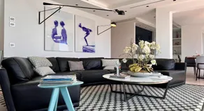 V Penthouse - Image 5