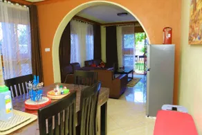 Artistic Oasis 2Bedrm Apartment - Image 3