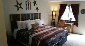 Oakland Motel - Image 4