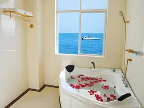 Sanya Bao Sheng Seaview Hotel - Image 5