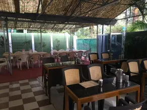 Dolphin House Beach Resort - Image 3
