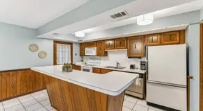 Lovely Metairie 1600sft Loft 10 mnts to Hospitals - Image 4