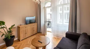 Downtown - Apart Hotel Zborovska - Image 2