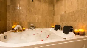 Maenan Abbey Hotel - Image 4