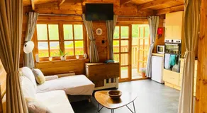 The Postage Stamp Cabin - Image 2