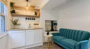 Number 31 Boutique Townhouse - Image 2