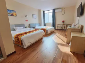 Home Inn Huayi Hotel (Jinyu Auto Parts City Branch, Jinyu Road, Rencheng District, Jining) - Image 2