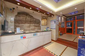 Xin Hua Yi Jun Hotel - Image 2