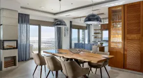 Moonlight Seafront Apartments - Image 5