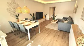 3 Zi, Balkon, ruhig, 73m²: ein Hauch von Luxus - Image 2