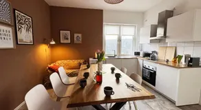 Huge apartment with Sauna and free parking - Image 3