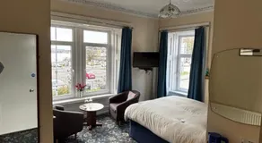 Hamilton House Guest House - Image 2