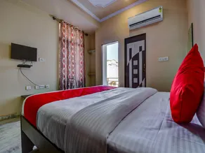 OYO 15892 Friends Residency - Image 3