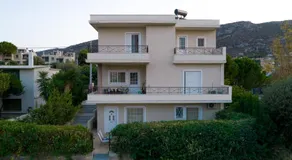 Elena's Apartments by the Sea and Airport - Image 4