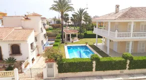 Casa a 85 metros playa 158 m dorm WIFI AA - Image 3