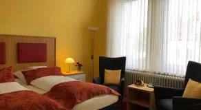 Thermen Hotel Pension Villa Holstein - Image 2