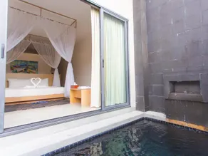 Honeymooner Pool Villa@Seastone - Image 2
