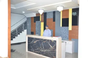 DUDI HOTEL - Image 1