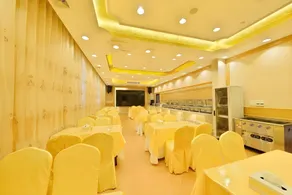 Vienna Hotel Shenzhen Airport Gushu Metro Station - Image 3
