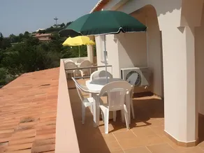 Falfeira Apartments - Image 3