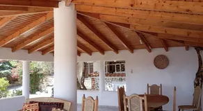 Seafront House, Private Beach, Sunset View, Diliso - Image 3