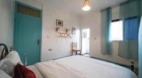 Surf sets house - Image 2