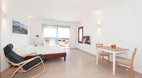 Studio La Baja - Image 2