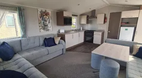 Haven Kent Coast Allhallows sleeps 8 - Image 2