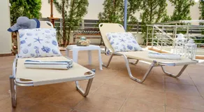 Chris Villa - Image 5