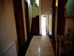 Aron Guest House - Image 4
