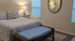 4 Bedroom Townhome in Beautiful Jacksonville, FL - Image 2