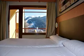 Hotel Sno Edelweiss - Image 2