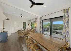 Hibiscus Hideaway - Image 3
