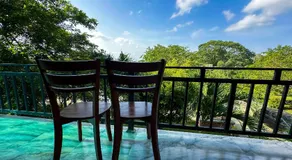 Village Avenue Resort - Image 5