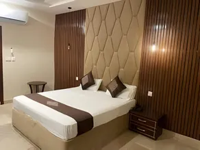 Prime View Hotel - Image 4
