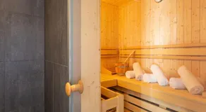 Reetland am Meer - Premium Reetdachvilla mit 3 Schlafzimmern, Sauna und Kamin E10 - Image 3
