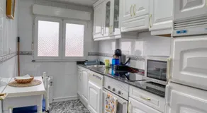 Apartamento Muy Amplio, con WiFi y a 12 Minutos del Centro - Image 2