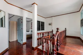 Villa Mayfair 4 bedrooms sea view with pool table - Image 4