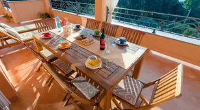 Apartments Villa Kristina - Image 2