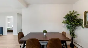 Cozy 1 Bedroom 1 Reserved Parking Workdesk - Image 4