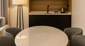 Unique Suites - Image 4