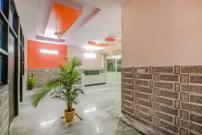 Hotel O Primrose Hotel's Near Noida Sector 76 Metro Station - Image 5