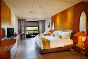 Stunning 1 BR Deluxe Room Pool view #L256 - Image 2